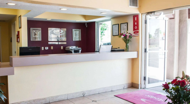 Econo Lodge Albuquerque Old Town, Rezerwuj Hotel Hotele w Albuquerque z parkingiem, Parking