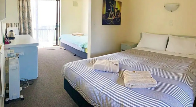 Студия Adelaide Motel
