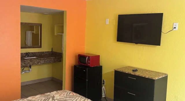 Apollo Inn, Varaa Mini-hotelli Kissimmee Kissimmee