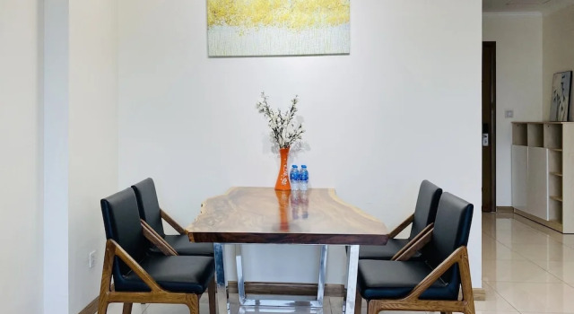 Семейные апартаменты с 2 комнатами с видом на город Landmark Apartment in Vinhomes Central Park