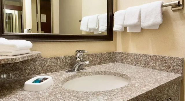 Номер Superior Drury Inn & Suites Joplin