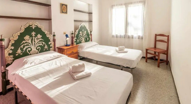 LA FARELLA 58 acogedor apartamento cerca de la playa, Забронировать Апартаменты/квартира Отели Льянсса с парковкой, рядом с Музей акварели Фонда Жозепа Мартинеса Лосано, Парковка