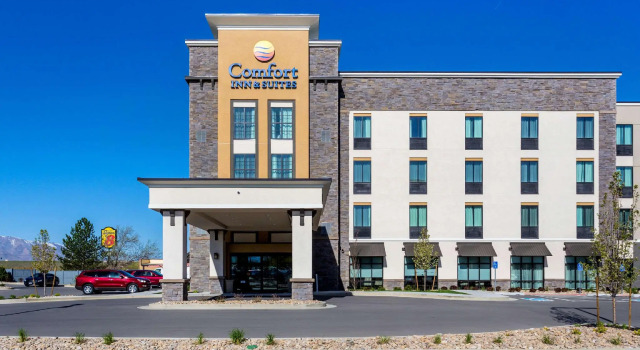 Четырёхместный номер Standard Comfort Inn & Suites Salt Lake City Airport