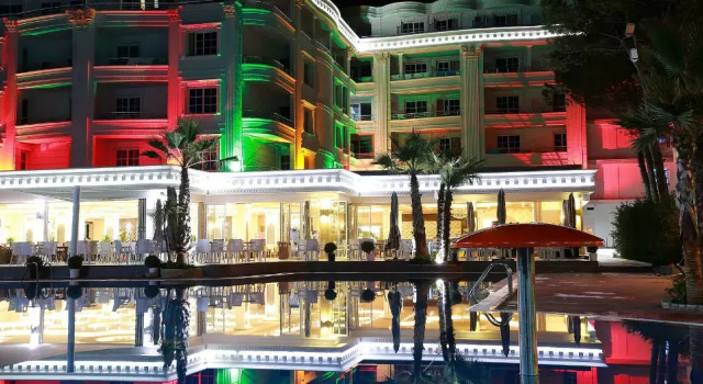 Fafa Premium Hotel