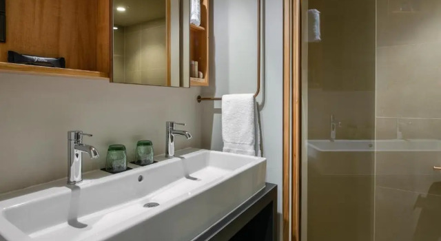 Полулюкс 9Hotel Paquis