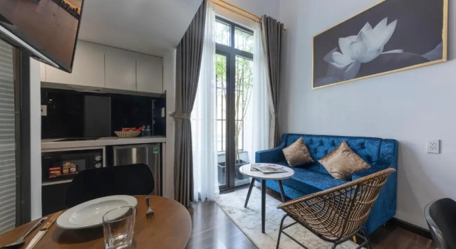 Студия Дуплекс с балконом и с видом на город KunKin Luxury Hotel & Apartment