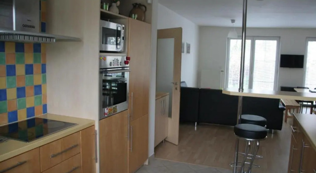 Holiday Home Prague Pruhonice, Prenota Hotel Průhonice Boemia centrale