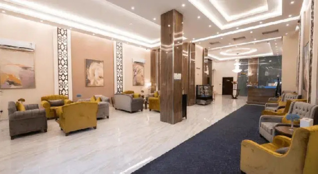 The Palace Hotel Suites