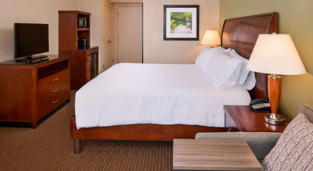 Двухместный номер Standard Hilton Garden Inn White Marsh