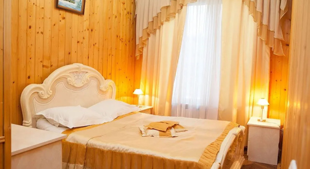 Yalynka Hotel, Prenota Hotel Volosyanka 