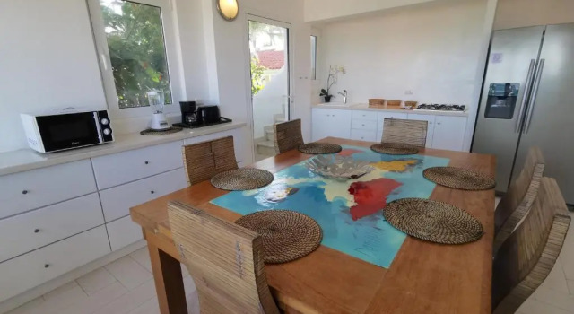 Вилла рядом с пляжем Tropical Villas at Los Corales Beach
