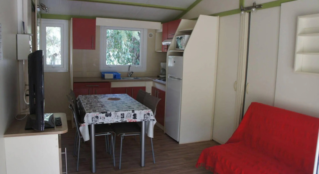 Camping La Pinède