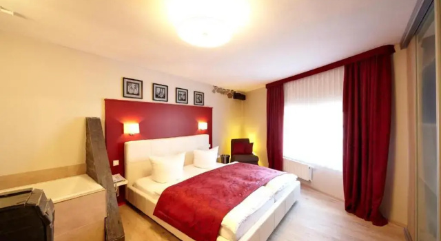 Märchenhotel, Забронировать Отель Отели Бернкастель-Кус с завтраком, рядом с Mittelalterlicher Marktplatz, Завтраки