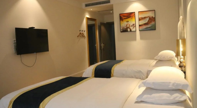 Ju Yuan Business Hotel, Prenota Hotel Ya'an Sichuan