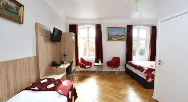Четырёхместный номер Standard Hotel Skandia