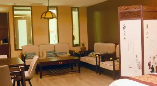 Middle East Hotel (Pingba Zhongshan Middle Road Branch), Rezervați Hotel Hoteluri în Gulou cu parcare, Parcare