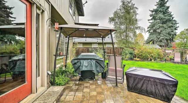 Charming Vancouver Home - Patio & Fire Pit!, Buchen Sie Hotel Vancouver Willamette Valley