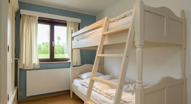 Коттедж Vintage Villa with Private Garden in Rendeux