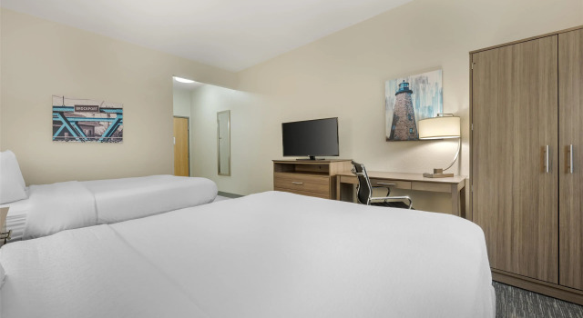 Четырёхместный номер Standard Best Western Brockport Inn & Suites