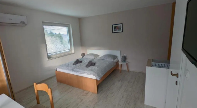 Apartments Domačija Mlaker, Book Apartment Hotels in Podčetrtek with a Pool, Swimming Pool