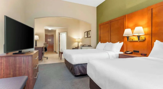 Люкс Comfort Comfort Inn & Suites LaVale - Cumberland