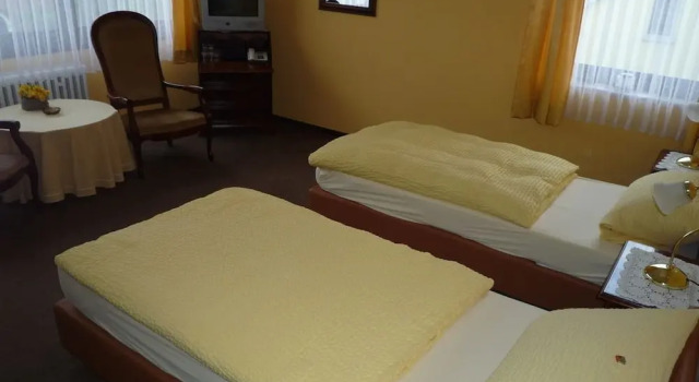 Center Hotel, Prenota Hotel Gütersloh Renania Settentrionale-Vestfalia