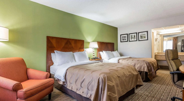 Standard Neljän hengen huone Quality Inn Forsyth near GA Public Safety Training Center