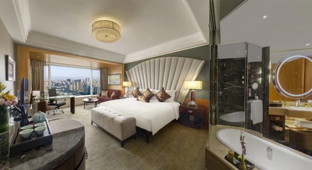 Двухместный клубный полулюкс Dining Area InterContinental Chengdu Century City by IHG