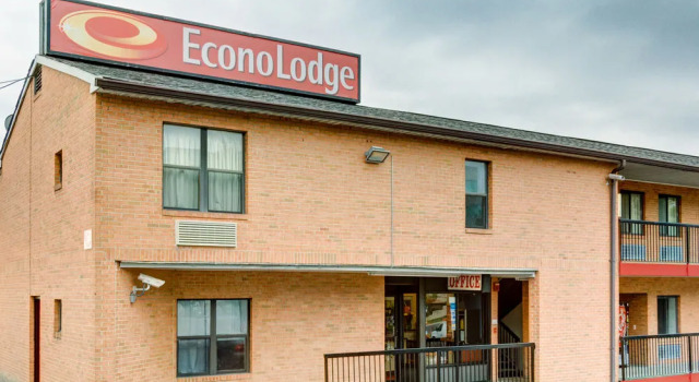 Econo Lodge College Park