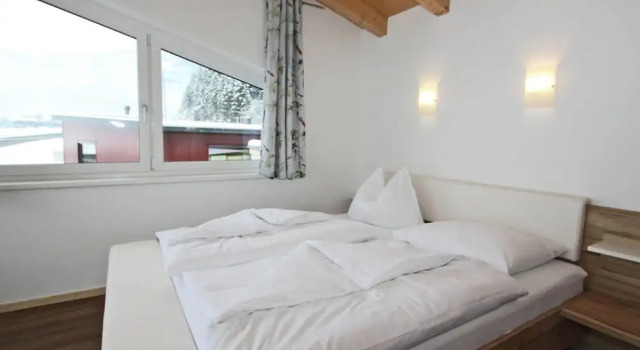 Holiday Home Steinfeld Close to the ski Lift, Rezerwuj Dom wakacyjny Hotele w Tyrol z parkingiem, Parking