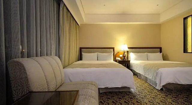 Четырёхместный номер Economy Hotel RegaLees