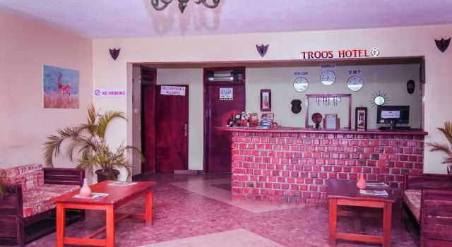 Troos Hotel, Réserver Hôtel Muyenga 
