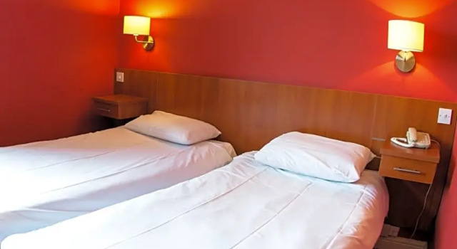 Номер Standard Thomas James Hotel