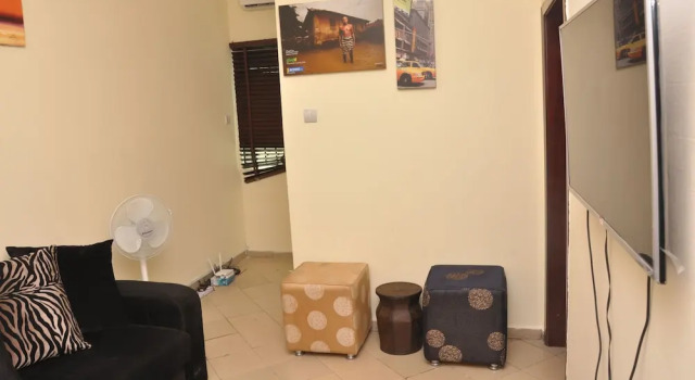 Alpha Suites, Prenota Hotel Hotel a Eti-Osa con parcheggio, Parcheggio