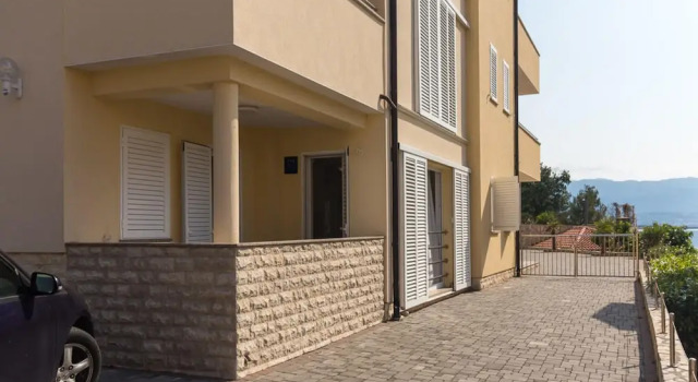 Apartments Josip