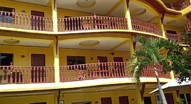 Phratamnak Inn