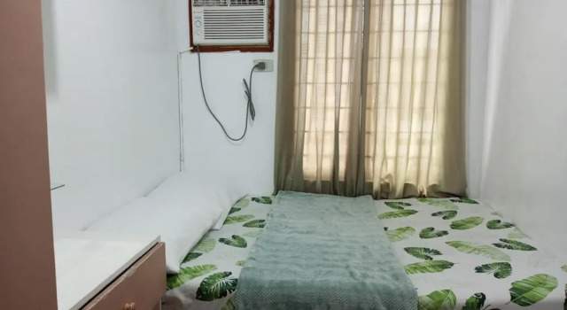 Standard quarto Deca Homes - Hernan Cortes