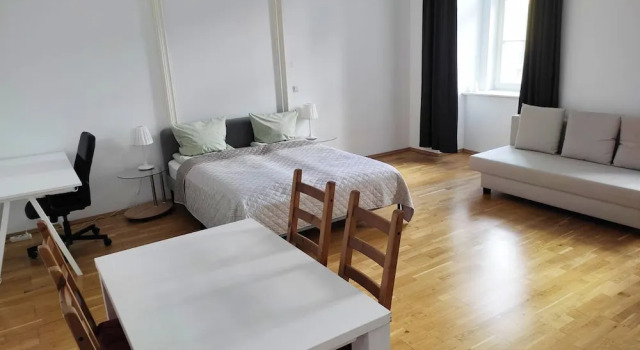 Lovely Modern Historical 1-bedroom