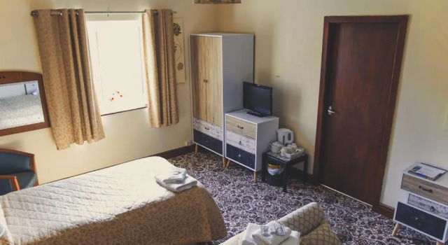 Семейный номер Standard Abbey Grange Hotel