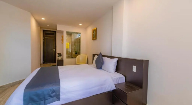Двухместный номер Deluxe Khanh Uyen 3 Hotel