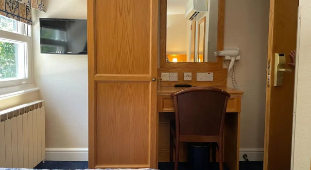 Одноместный номер Standard Olympic House Hotel