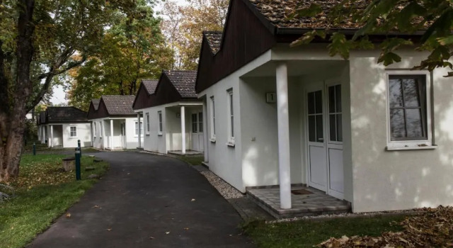 Бунгало Jembo Park Hotel