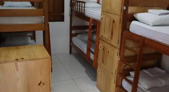 Кровать в общем номере (женский номер) Hostel Jeri Central