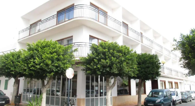 Hostal Residencia Nicolau, Book Hotel Sant Antoni de Portmany 