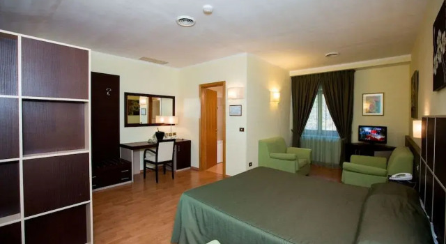 Roccaporena, Book Hotel Cascia Umbrien