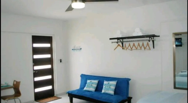 Flip Flop Apartment 84