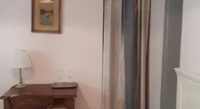 Adalbert Haz, Varaa Hotelli 11. Újbuda 