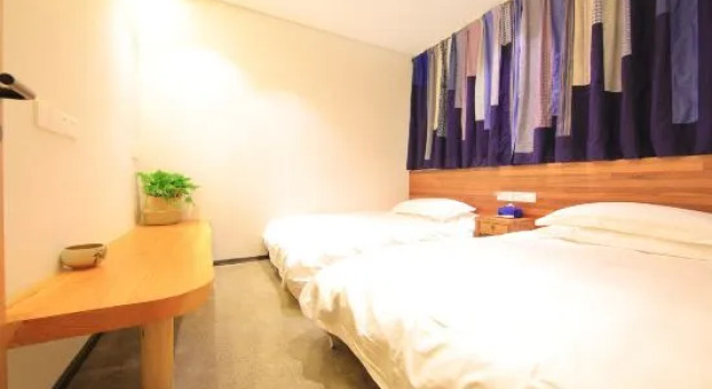 Семейный люкс с видом на улицу Huangshan Old Street Moshang Hotel