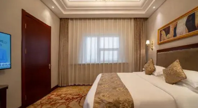 Люкс Deluxe New Paris Hotel - Harbin