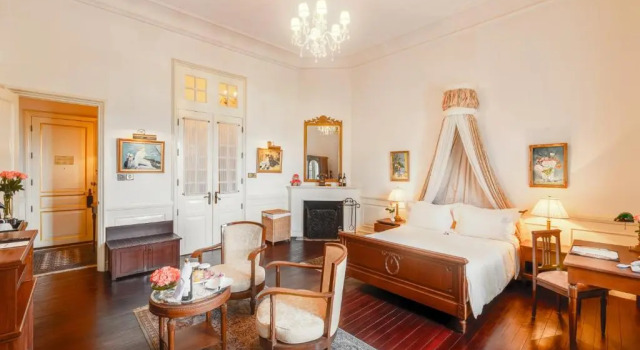 Двухместный клубный номер Standard Dalat Palace Heritage Hotel
